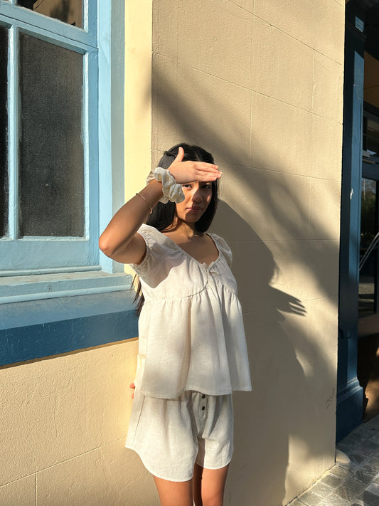 PUFF SLEEVE SMOCK TOP - HUSK