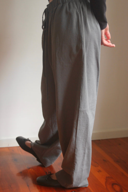 PARACHUTE PANT - SLATE