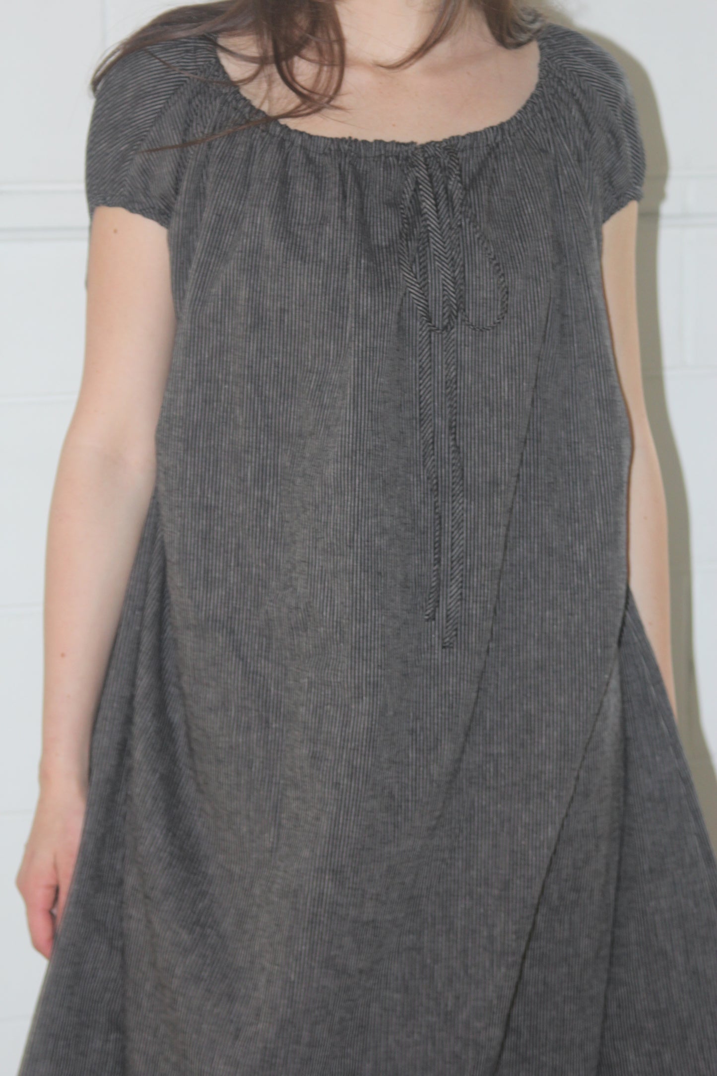 TIE SMOCK DRESS - BLACK STRIPE