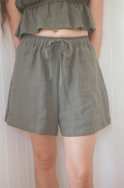 BINDI BERMUDA SHORTS- MOSS