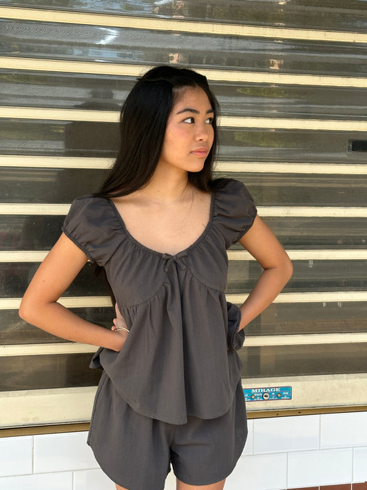 PUFF SLEEVE SMOCK TOP - SMOKE