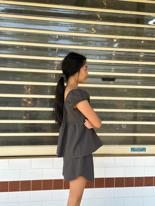 PUFF SLEEVE SMOCK TOP - SMOKE