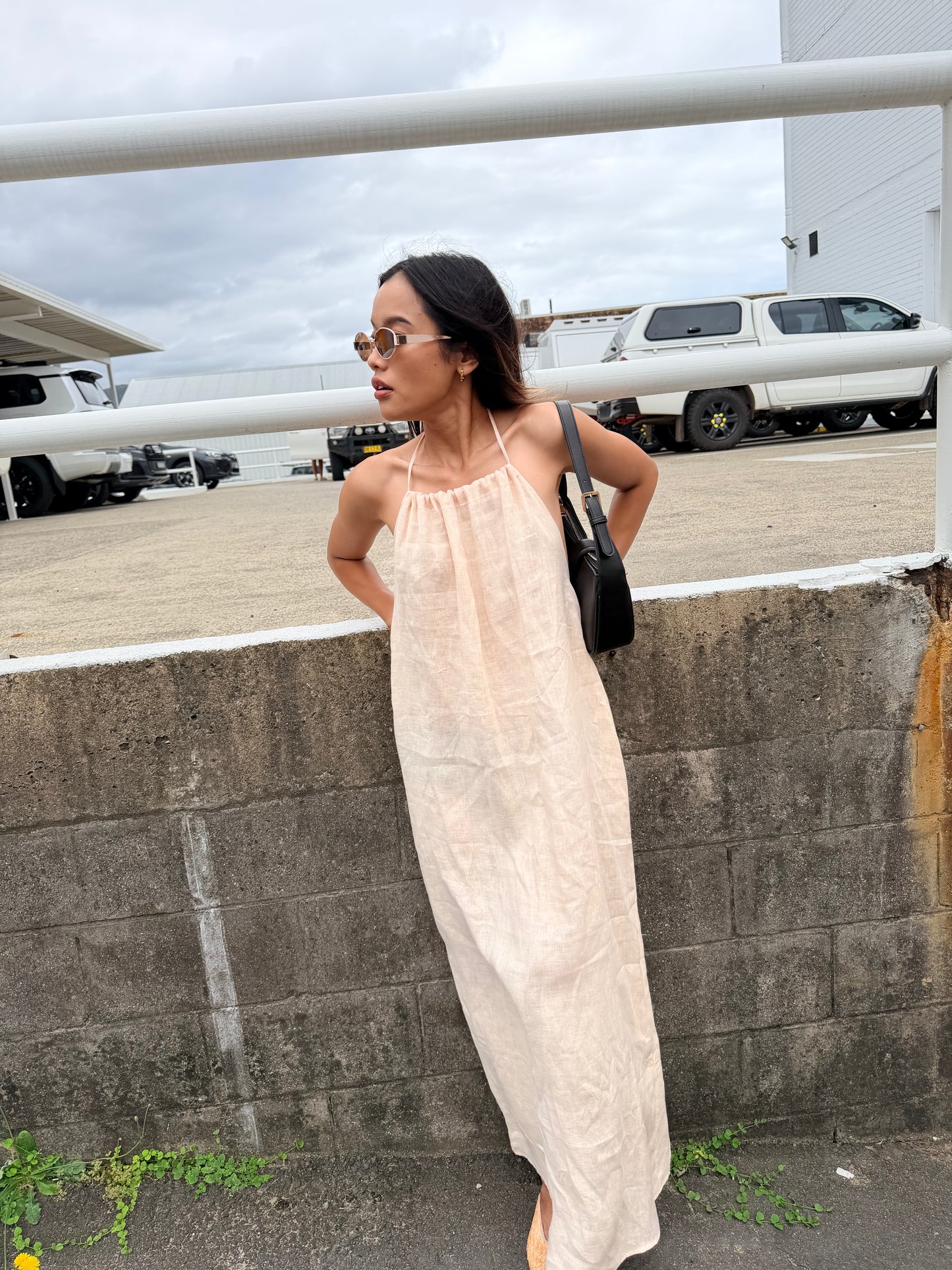 HALTER DRESS - SESAME