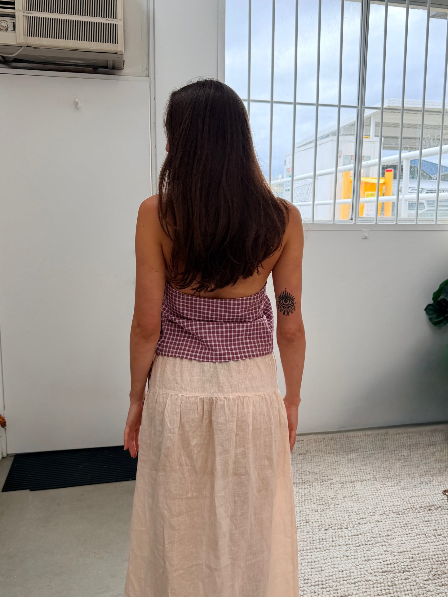 FOUR BUTTON SKIRT - SESAME