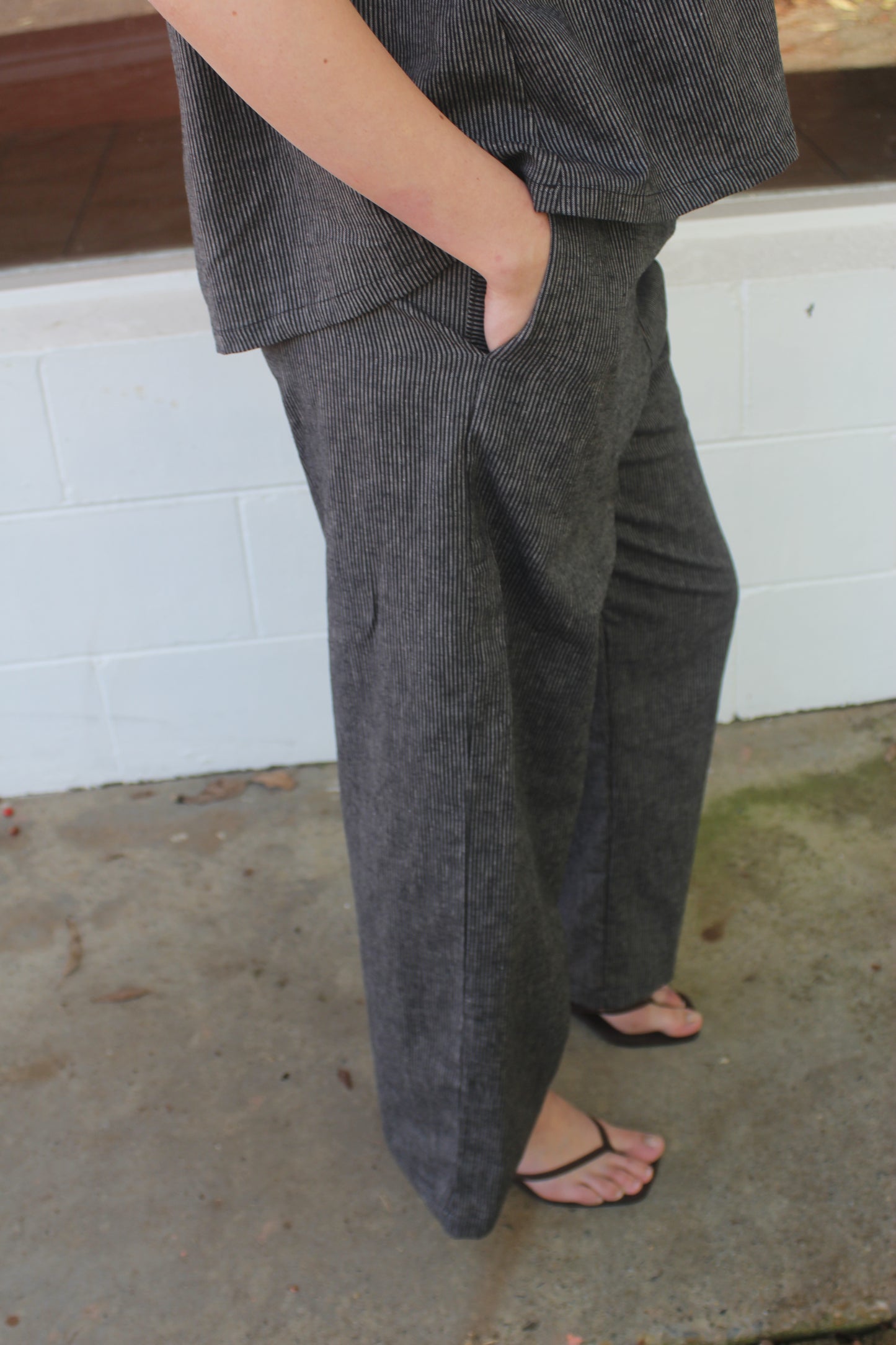 EVERYDAY PANTS - BLACK STRIPE