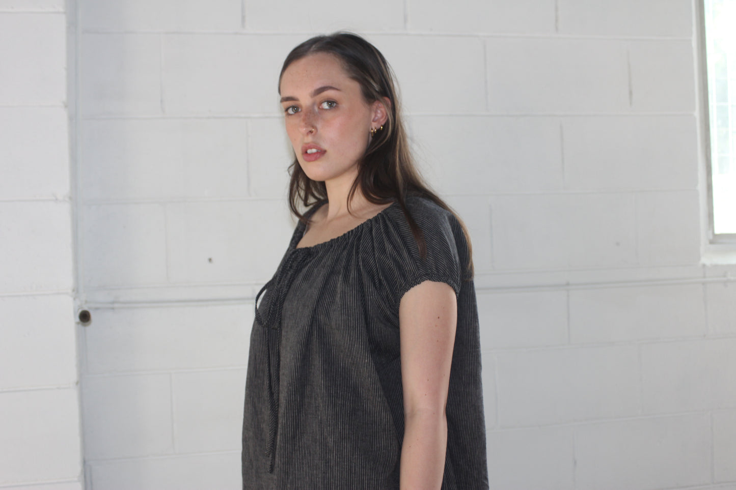 TIE SMOCK DRESS - BLACK STRIPE