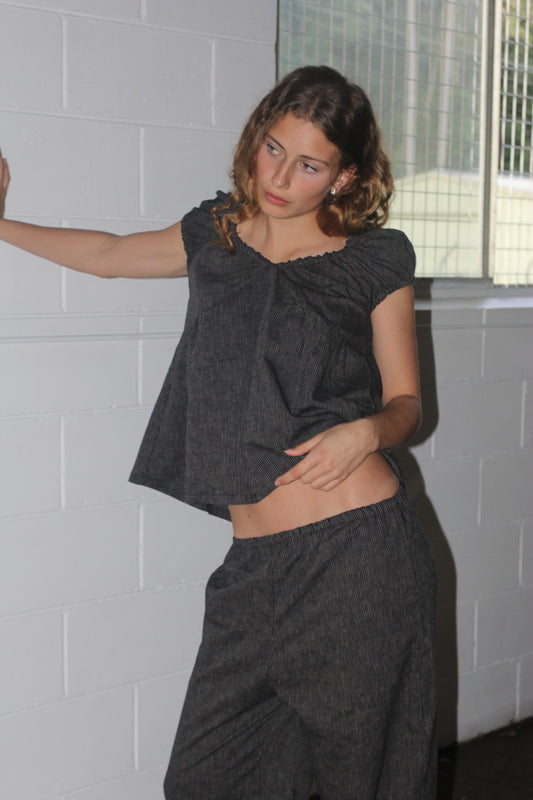 PUFF SLEEVE SMOCK - BLACK STRIPE