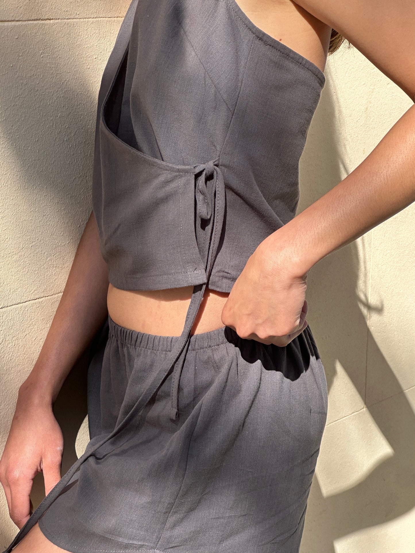 CROSS OVER HALTER - SMOKE